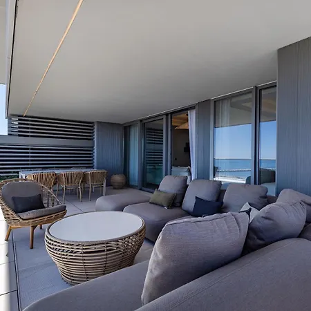 דירה Luxury Front 2 Bed In Towers *