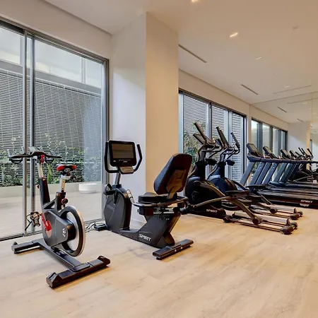 דירה Luxury Front 2 Bed In Towers מאלגה