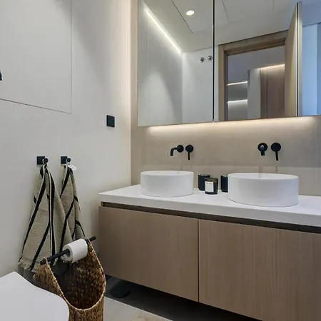 Luxury Front 2 Bed In Towers דירה