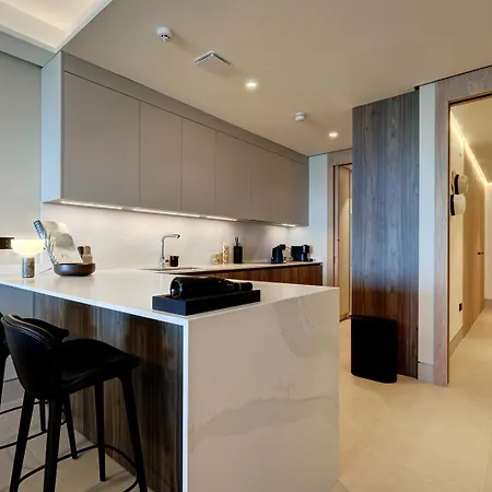 Luxury Front 2 Bed In Towers דירה