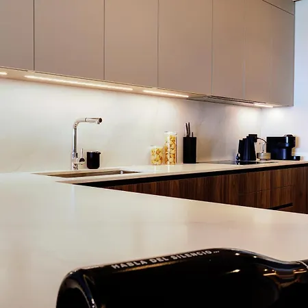 דירה Luxury Front 2 Bed In Towers *