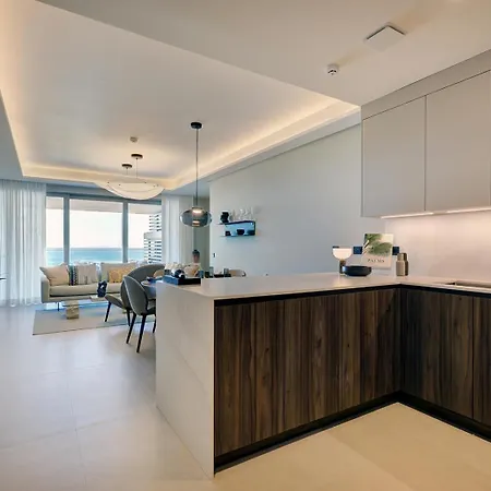 Luxury Front 2 Bed In Towers דירה מאלגה