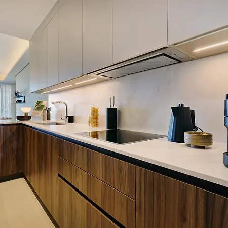 Luxury Front 2 Bed In Towers 公寓 *