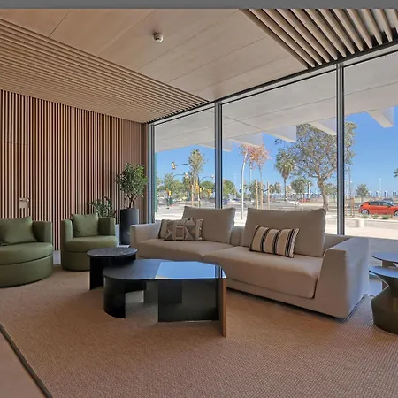 Luxury Front 2 Bed In Towers